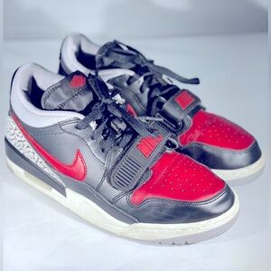 Nike Air‎ Jordan Legacy 312